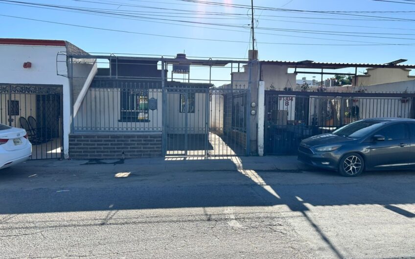 1210 Villa del Real
