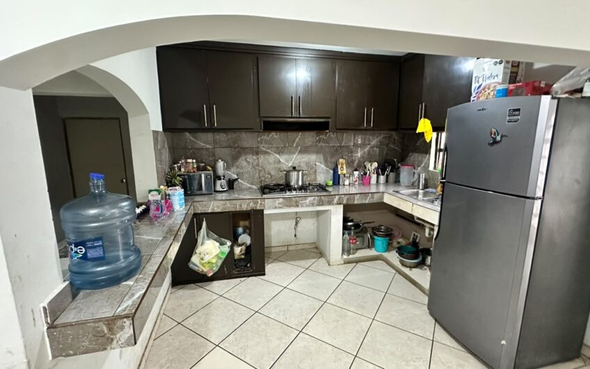 1298 Lomas del Norte
