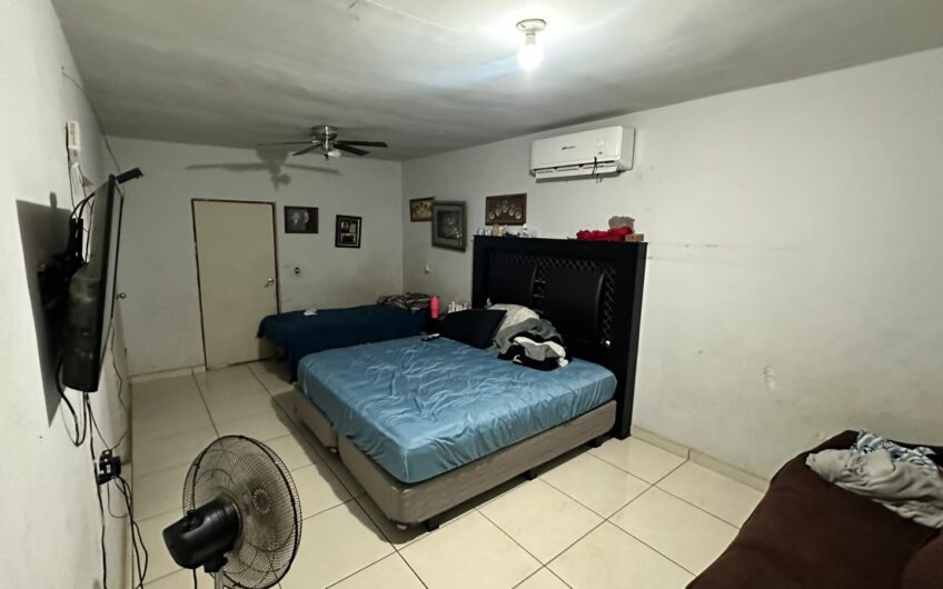 1298 Lomas del Norte
